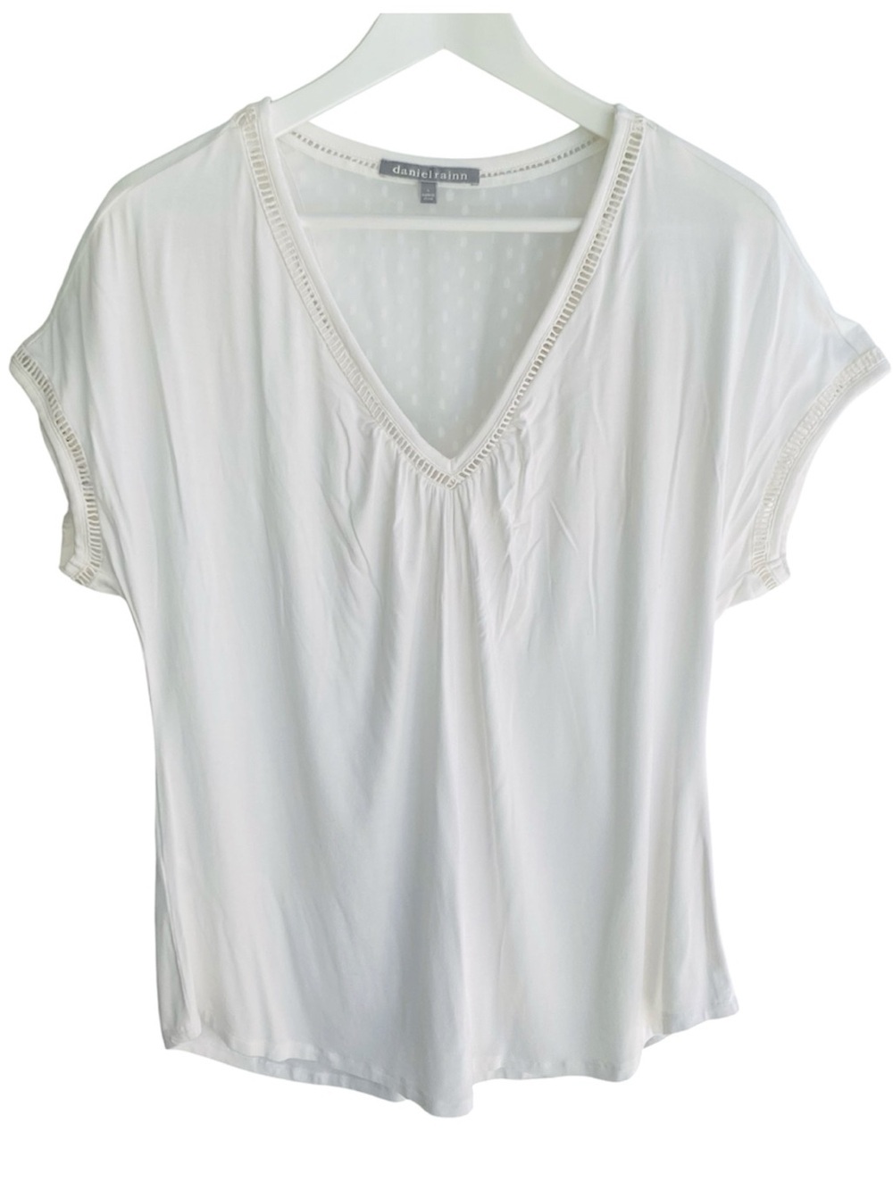 DANIEL RAINN Top V-Neck Short Sleeve Sheer Insert Pullover Creamy White Women L